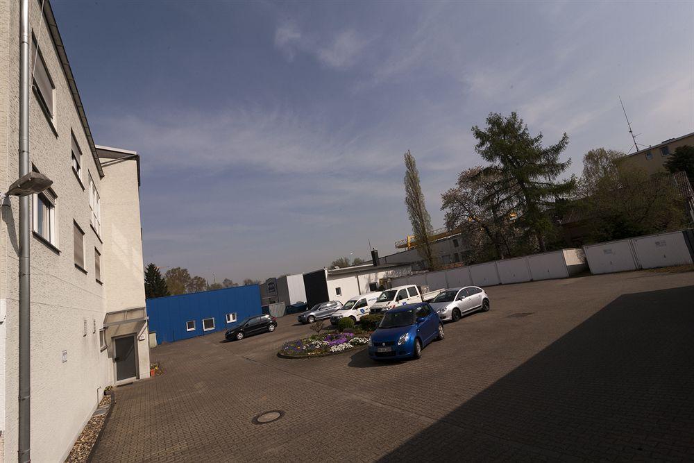 G & L Hotel Dortmund Exterior foto